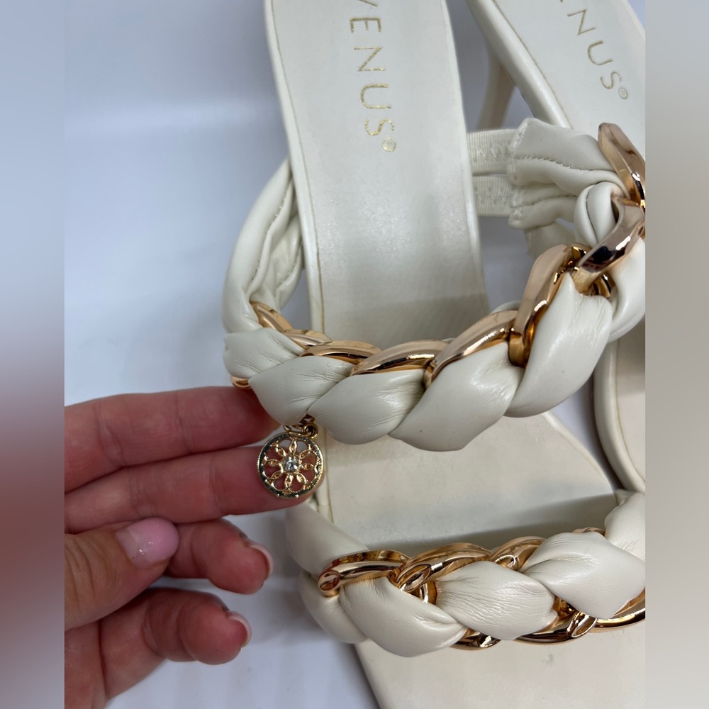 Venus Women's Cream and Gold Sandals size 8.5 - Picture 11 of 16
